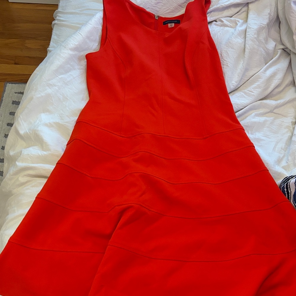 Elegant Sleeveless Dress